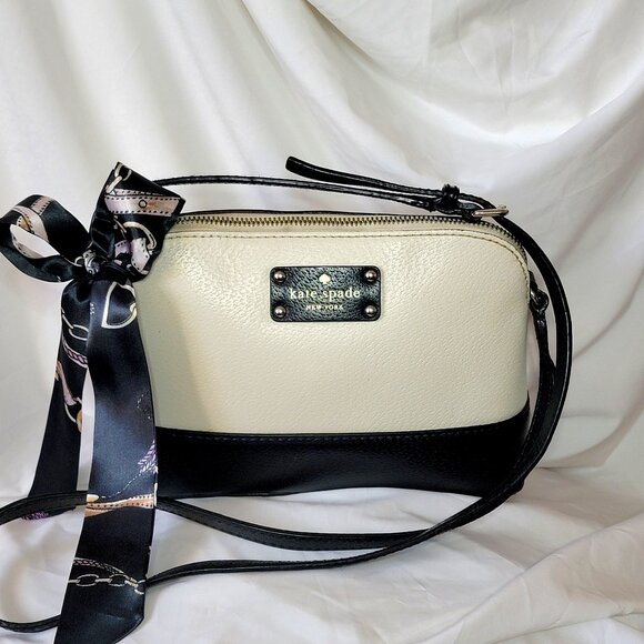 Kate Spade NY Mini Hanna Berkeley Ln Crossbody Handbag Vintage Clutch w/ Bow - Picture 1 of 11